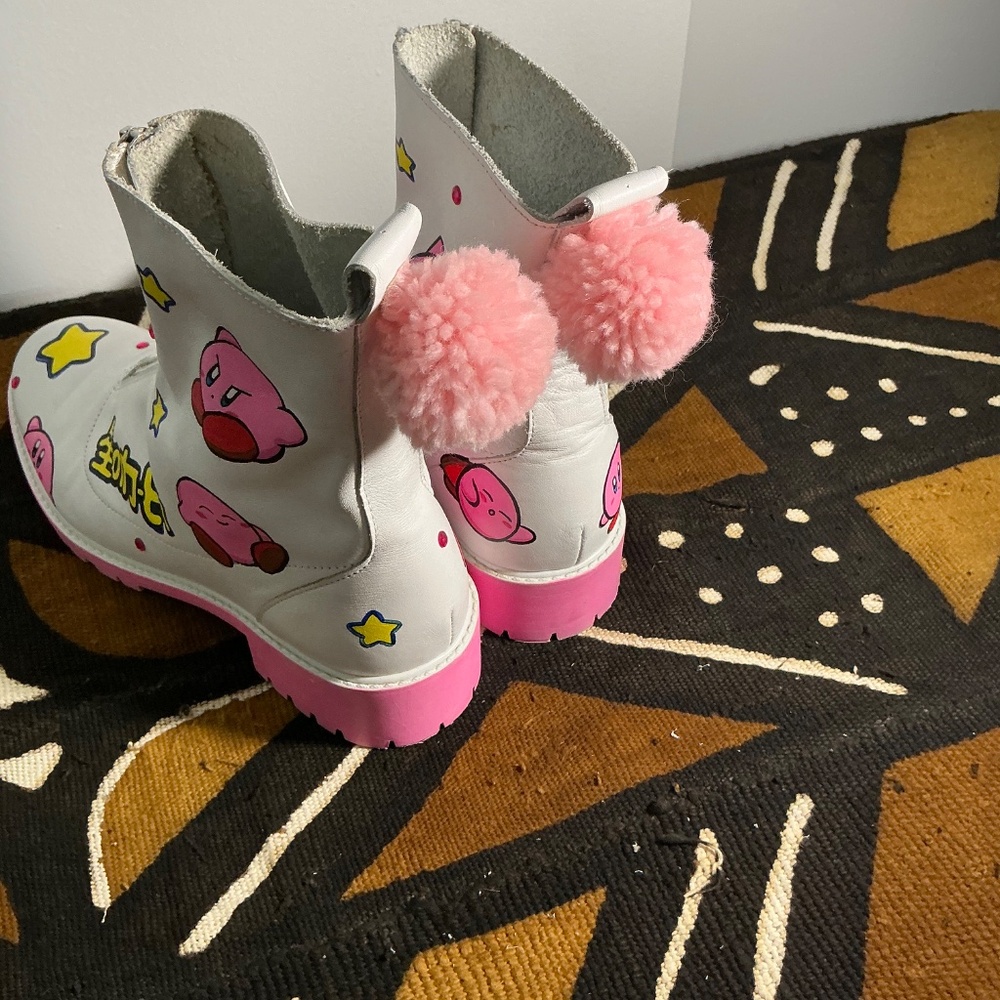 Boots - Picture 5 of 8